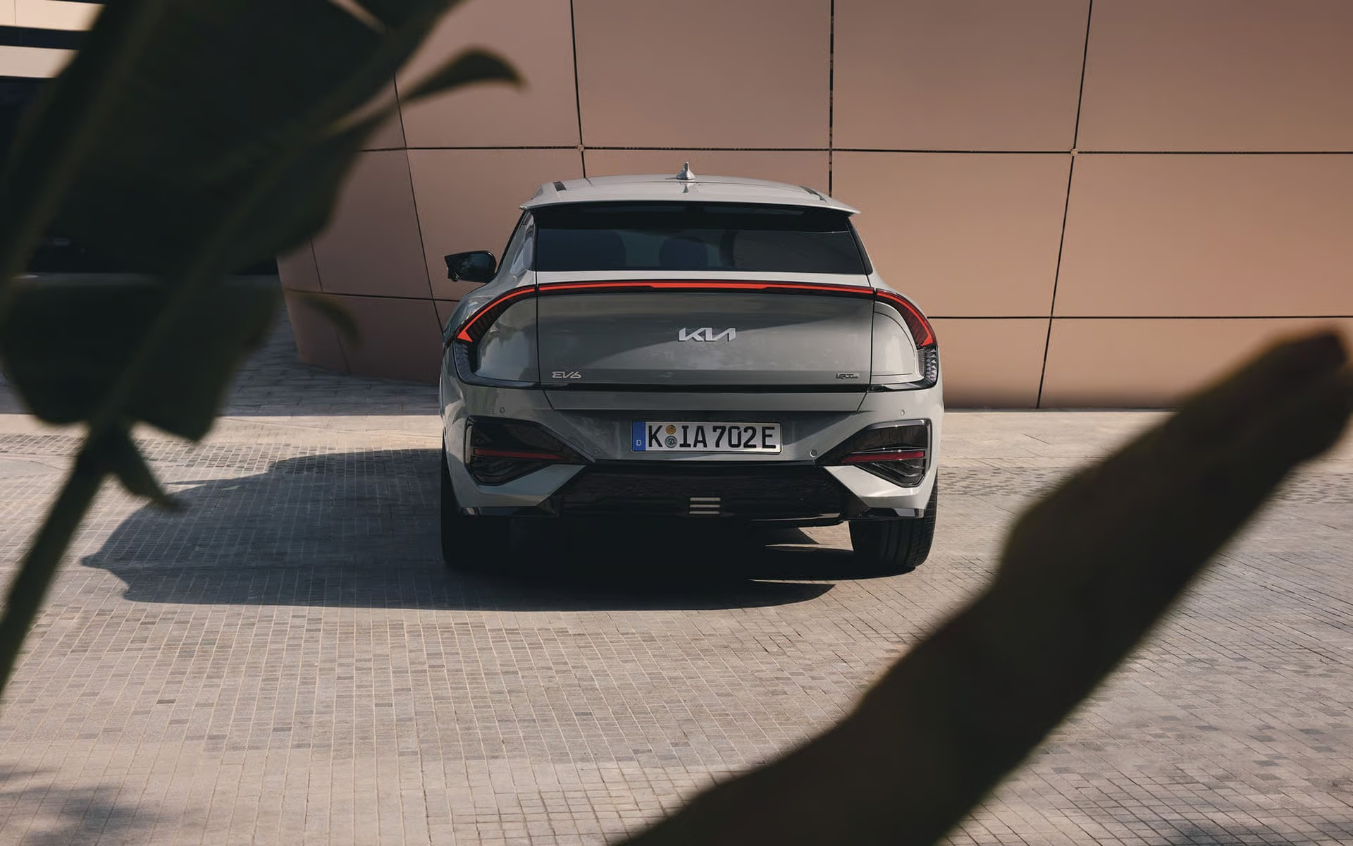 EV6